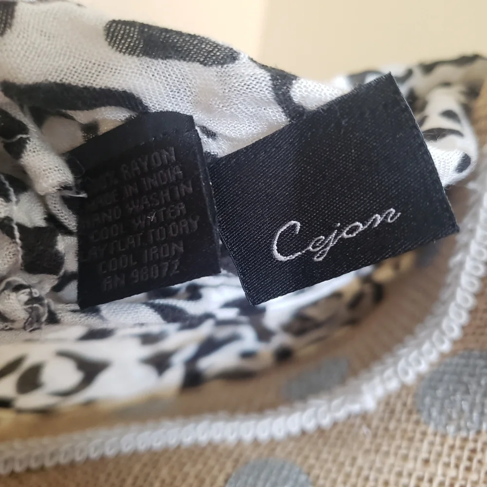 Cejon leopard lightweight infinity scarf